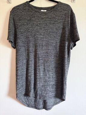 One Grey Day Heather Grey Curved Hem Stretch Tee Large